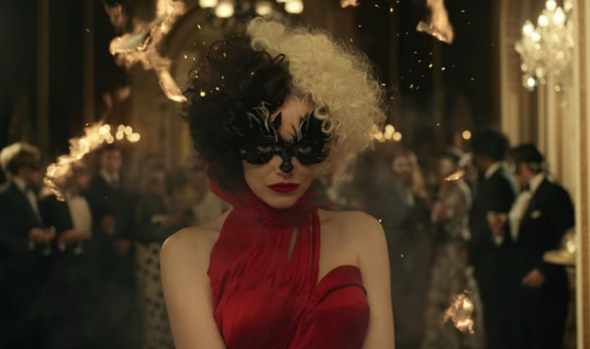 Primeiro trailer de “Cruella” mostra a transformação da vilã e sua obsessão pelo mundo da moda