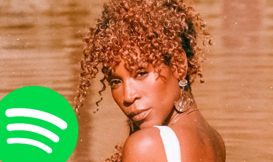Karol Conká invade top 50 do Spotify Brasil com seu novo single, “Dilúvio”