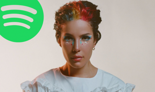 Hinário! Álbum “MANIC” da Halsey supera a marca de 3 bilhões de streams no Spotify