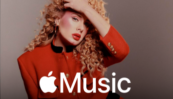 QUEBROU! Adele se torna a primeira e única artista da história a ter uma música em #1 em mais de 108 países no Apple Music
