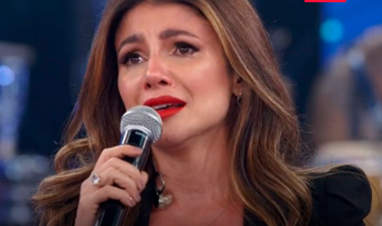 “A gente perdeu uma grande artista”: Paula Fernandes canta “Infiel” e se emociona em homenagem à Marília Mendonça