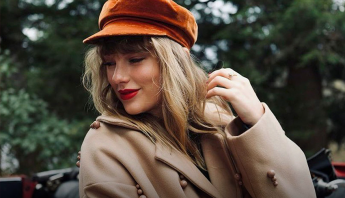 Taylor Swift deve endossar próprio recorde e comercializar mais de meio milhão de cópias com o "Red (Taylor's Version)"