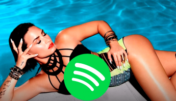 SOCORRO! Demi Lovato tem escalada surpreendente e emplaca "Cool For The Summer" no top 50 do Spotify Global