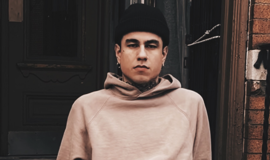 Misturando gêneros musicais, conheça “Berlin”, novo single do artista curitibano Ruben Rojas