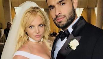 Jason Alexander, ex-marido de Britney Spears, chegou ao seu quarto quando invadiu seu casamento, diz site
