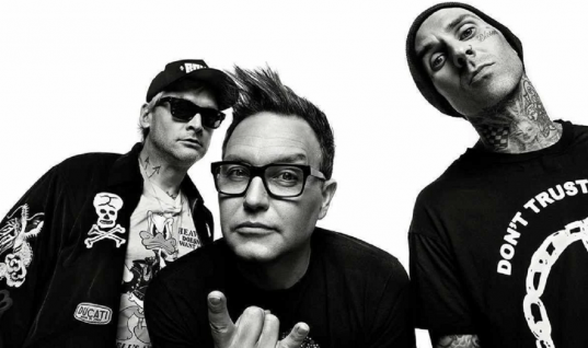 Blink-182 deve vir ao Brasil no Lollapalooza 2023, afirma jornalista