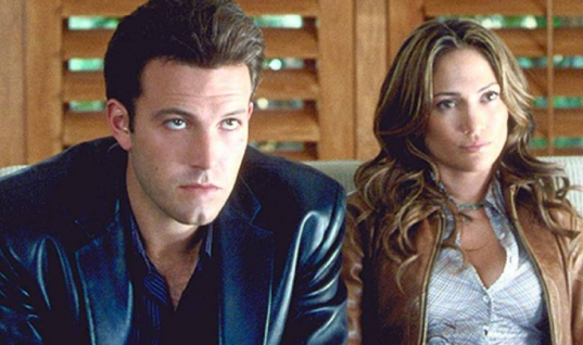 Jennifer Lopez está pronta para uma sequência da comédia-romântica ‘Contato de Risco’ com Ben Affleck, confira