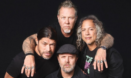 Metallica irá disponibilizar o concerto beneficente ‘Helping Hands’ no Paramount+, saiba detalhes