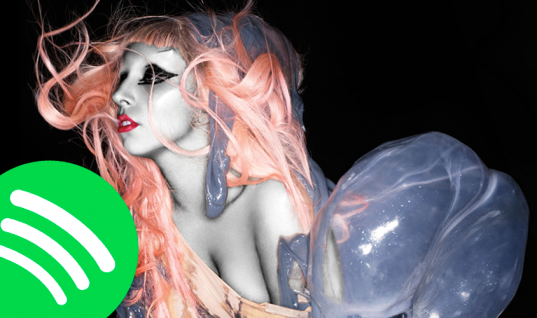 Em escalada surpreendente, Lady Gaga mira top 50 do Spotify Global com “Bloody Mary”