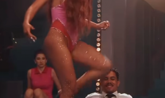 Vídeo de Anitta coreografando “Pilantra” viraliza na internet; assista