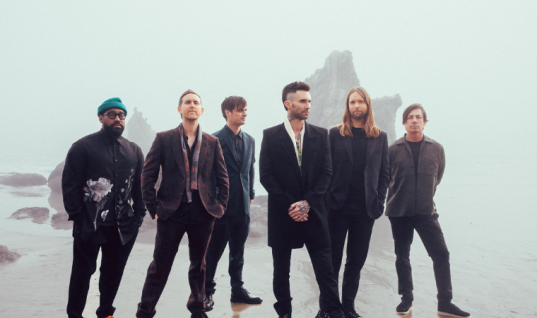 ‘Middle Ground’: marcando o primeiro lançamento desde 2021, Maroon 5 lança novo single