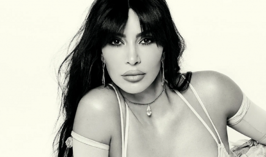 Kim Kardashian revela que não compra jóias desde episódio traumático ocorrido em 2016, entenda 