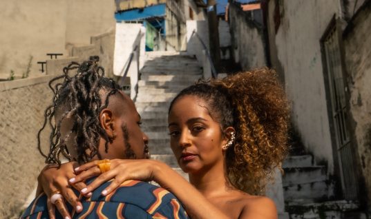 TATIANA, do Rimas & Melodias, lança novo single solo “Terça de Carnaval”