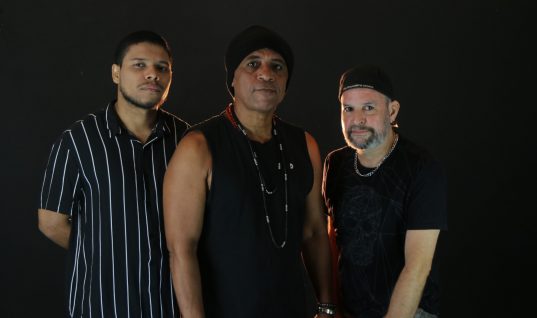 Banda Nitro comemora vinte anos com álbum “Pés no Chão”