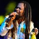 Rocky Dawuni explora as raízes africanas no Brasil em novo clipe de ‘Shade Tree’