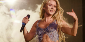 Rock in Rio 2024: Zara Larsson encanta o público do evento com setlist repleta de sucessos